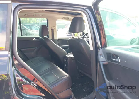 2010 Volkswagen Tiguan Wolfsburg Edition из США, поврежденный, VIN WVGAV9AX4AW513705